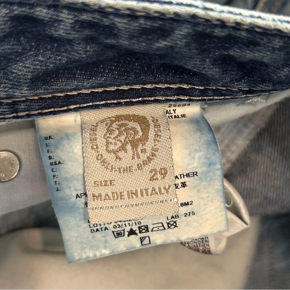 Diesel Jeans | Zathan Regular Bootcut | Distressed Button-Fly | Size 29 x 30 - Picture 6 of 16